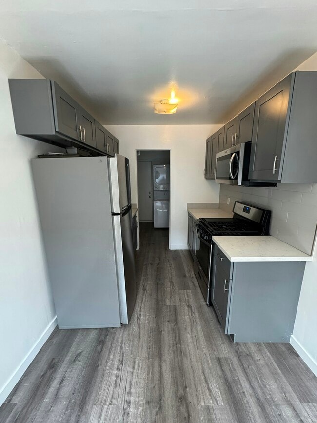 Photo - 1156 Van Buren Ave