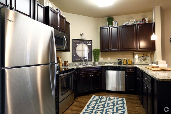 The Englewood: 4Bd/4Ba