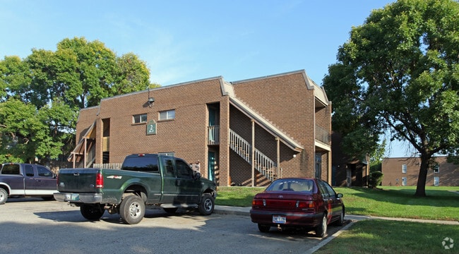 Eleven Hundred Apartments For Rent in Cincinnati, OH