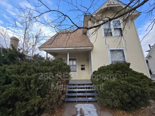 Building Photo - 1820 8th Ave Rental
