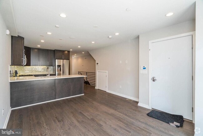 Building Photo - 1436 Clymer St Unit 1 Rental