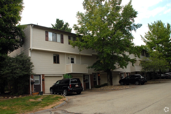 Shangri-La Townhomes - Shangri-La Townhomes