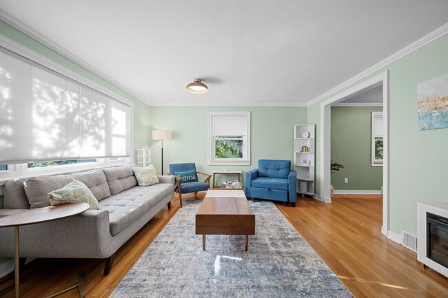Photo - Furnished Rental in Shadyside
