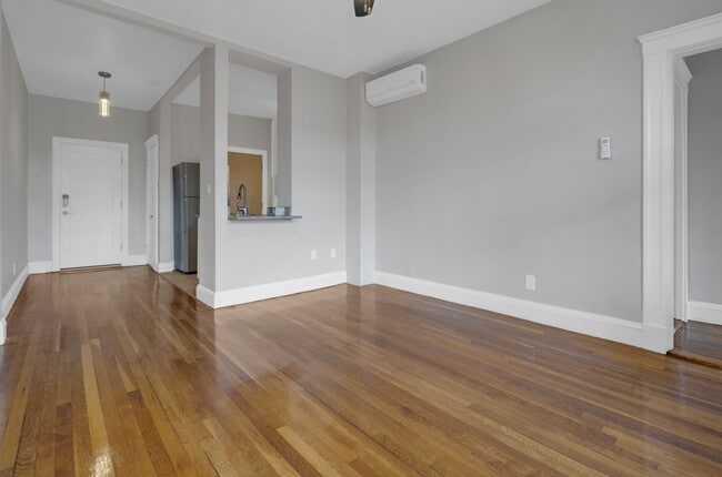 Photo - 321 Summit Ave