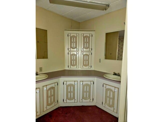 Photo - 649-95a Hwy 95A N