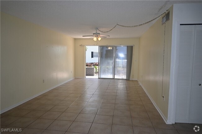 Building Photo - 3704 Broadway Unit B103 Rental