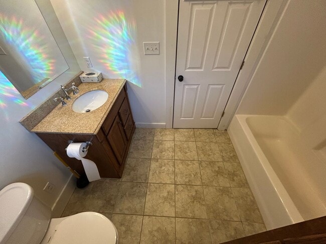 Photo - Quiet cozy bungalow in the heart of Quincy IL