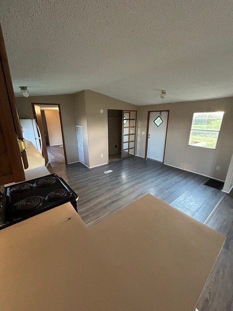 2553 Cavanah Rd