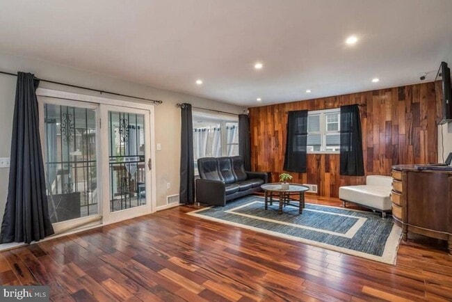 Photo - 4005 Anacostia Ave NE