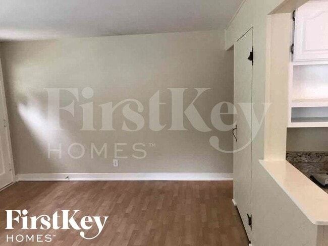 Photo - 1114 Jewett St