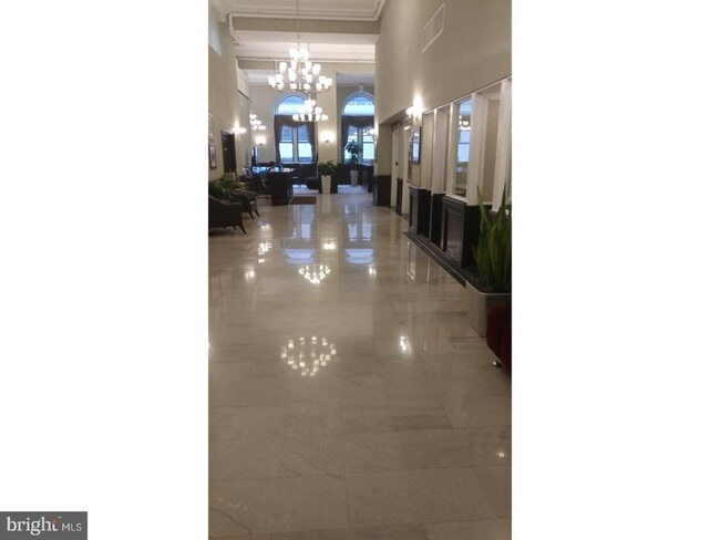 Photo - 1324 Locust St Unit 512