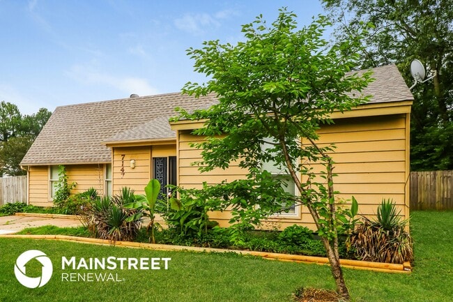 Photo - 7147 Hillshire Dr