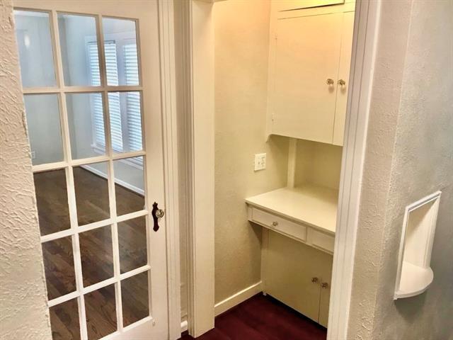 Photo - 2565 Rogers Ave