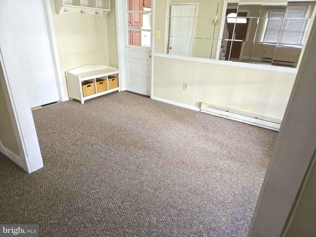 Photo - 6049 Parkers Creek Dr