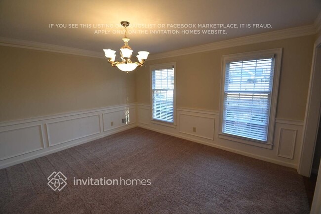 Photo - 427 Patterson Rd SW