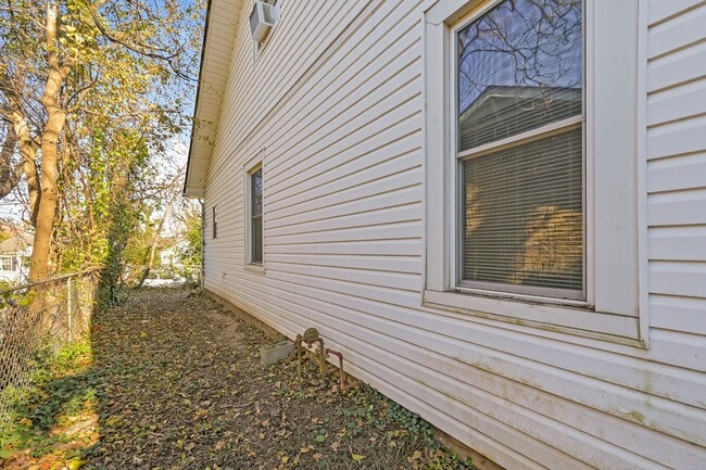 Photo - 515 Ben Hur Ave