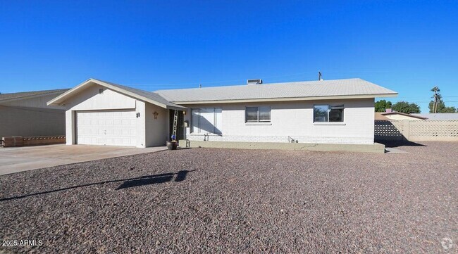 Building Photo - 38 E Balboa Dr Rental