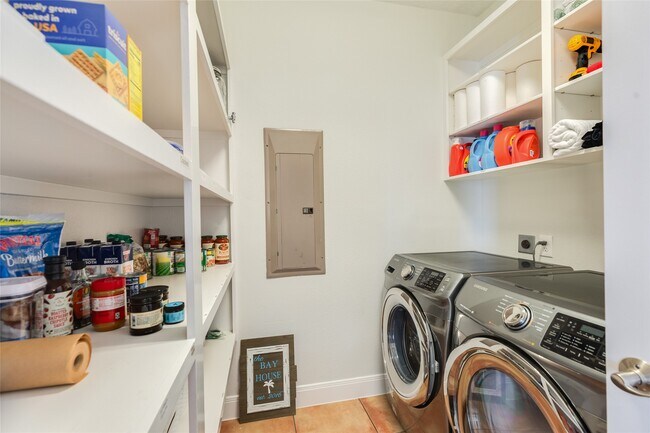 Photo - 9680 Airway Ln