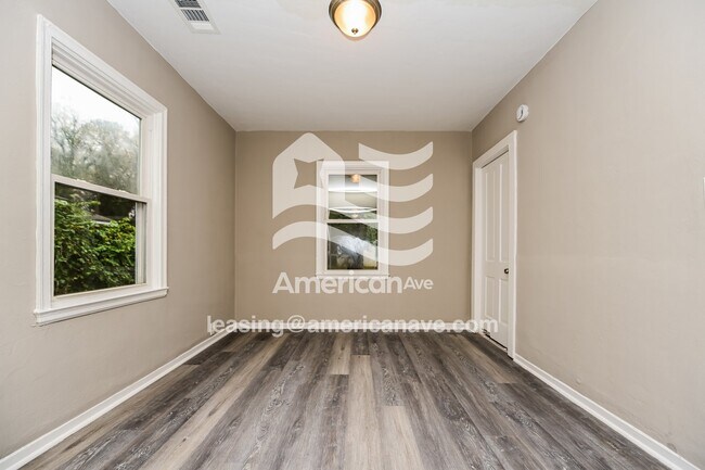 Photo - 415 Chamlee Dr