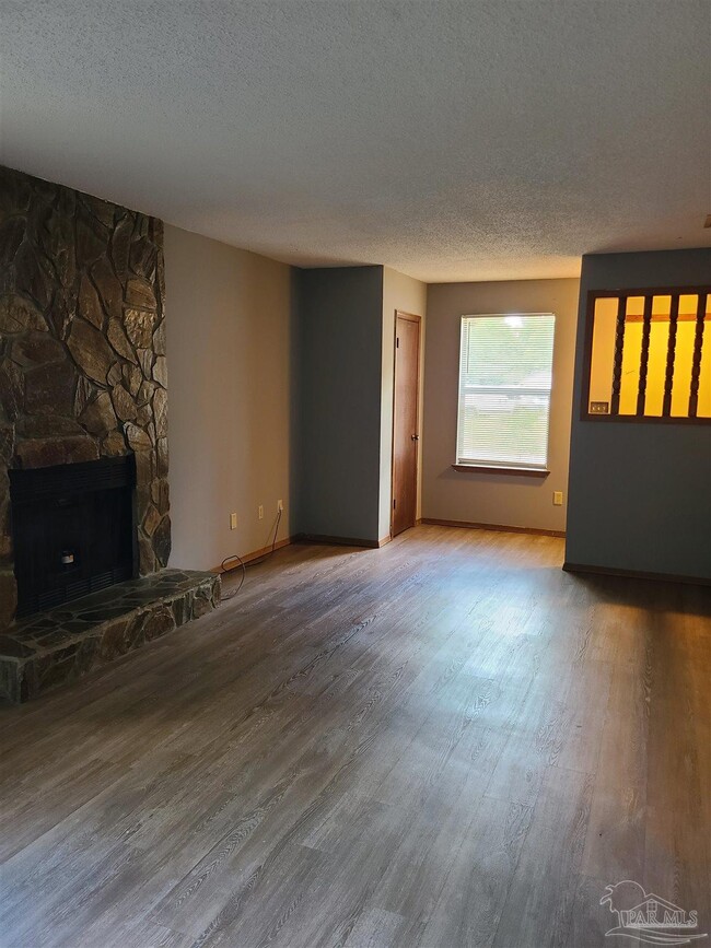 Photo - 7800 Deborah Dr
