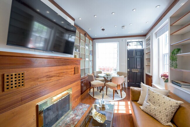 1038 29th St NW Unit SI ID1585454P
