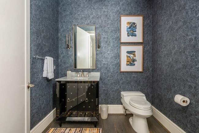 Photo - 1065 Peachtree St NE Unidad 3604