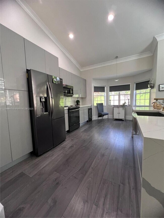 Photo - 1371 Bayview Cir