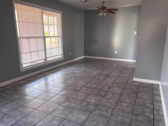 Photo - 3167 Longwood Dr