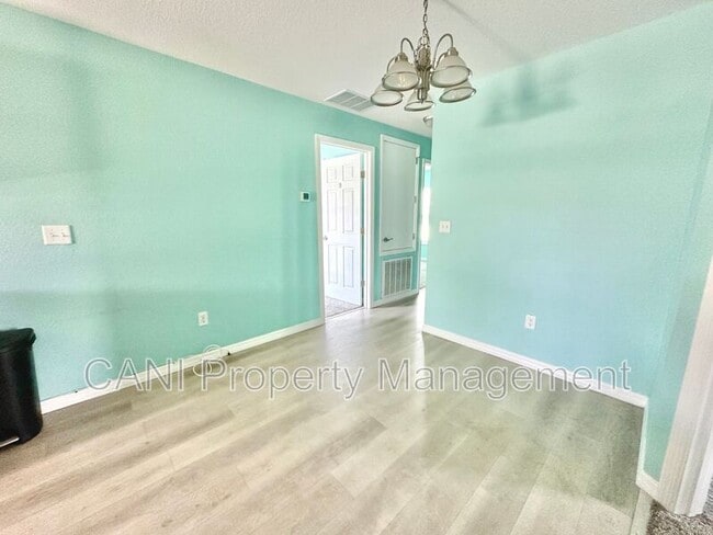 Photo - 1526 Providence Rd