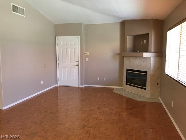 Photo - 381 Manti Pl Unit 0