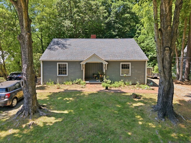 Building Photo - 204 Purefoy Rd Unit A