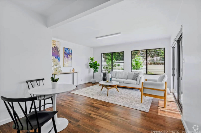 Building Photo - 724 Moaniala St Unit Ground Floor Rental