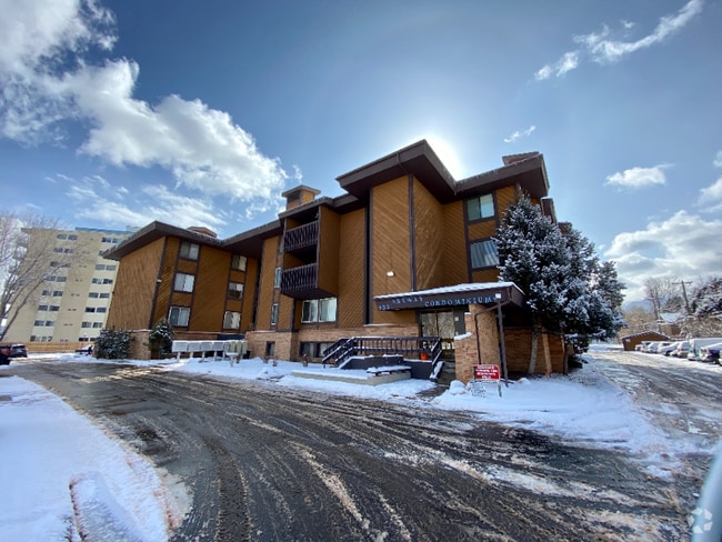 Building Photo - 935 Saturn Dr Rental