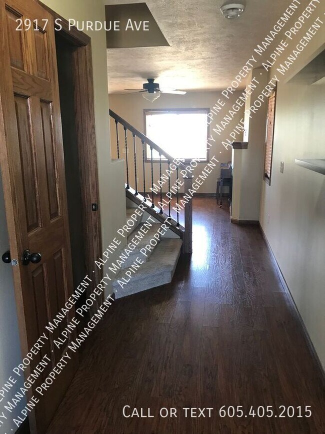 2917 S Purdue Ave