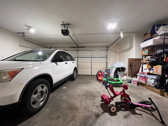 Photo - 240 Newberry Ln
