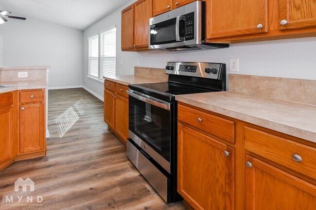 Photo - 836 Bonaparte Landing Ct