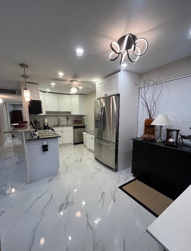 Photo - 253 Burgundy Ave