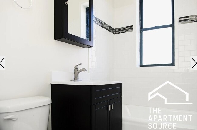 Photo - 3841 N Greenview Ave Unit 3