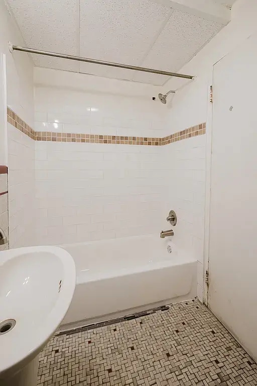 Photo - 3930 Bailey Ave Unit #3