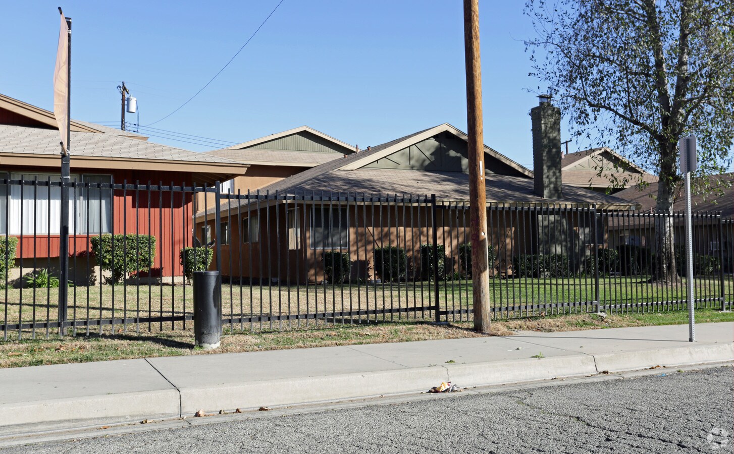 Photo - 2105 N Guthrie St