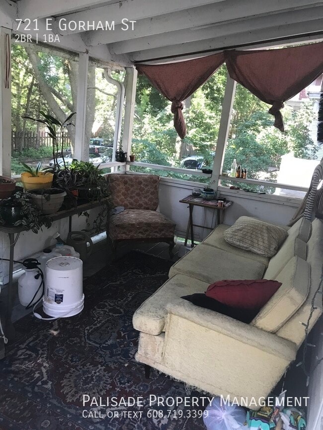 Photo - 721 E Gorham St