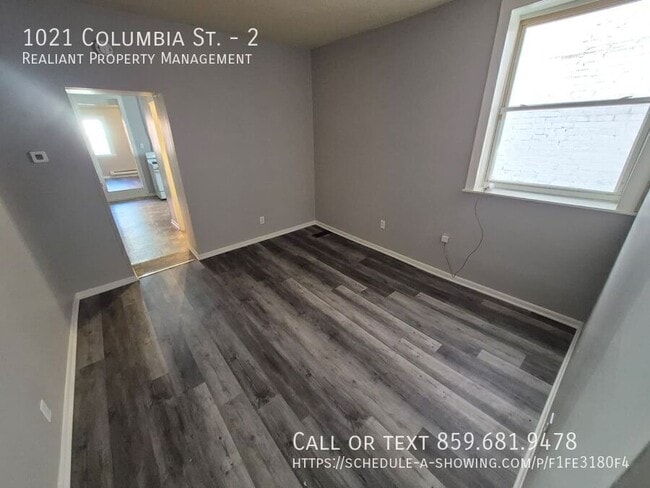 Photo - 1021 Columbia St Unit 2