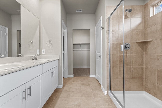 Photo - 6649 Valley Lake Ln