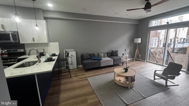 Photo - 1837 S 22nd St Unidad B