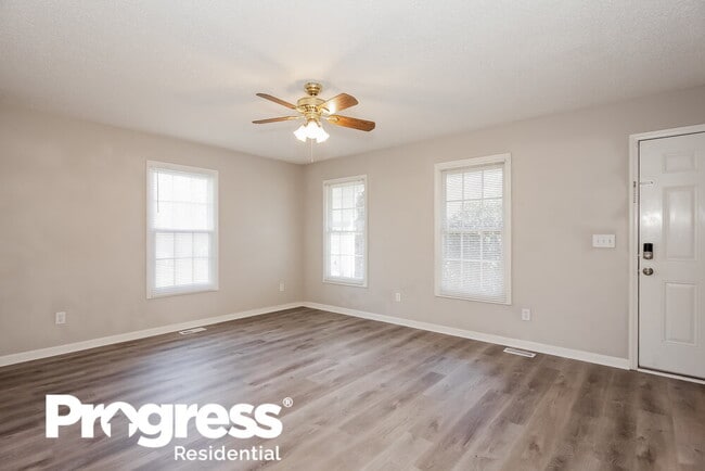 Photo - 201 Linville Ct