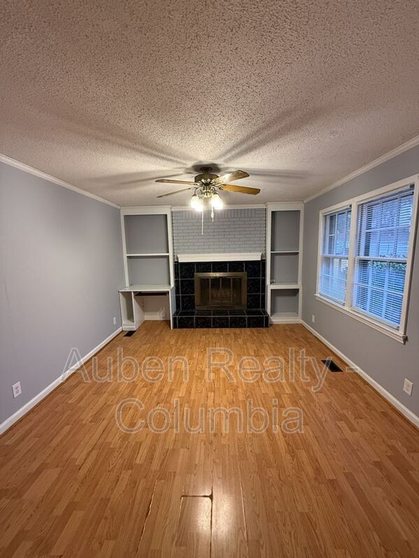 Photo - 337 N Royal Tower Dr