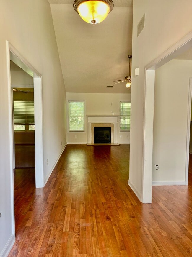 Photo - Ranch Home Located Minutes to Downtown Dallas