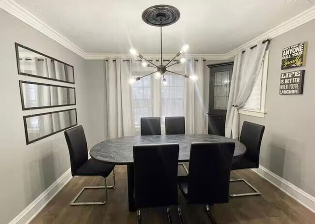 Photo - Spacious Cleveland Heights Home in Desirable Neighborhood!