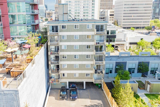 Photo - Amantea Tower