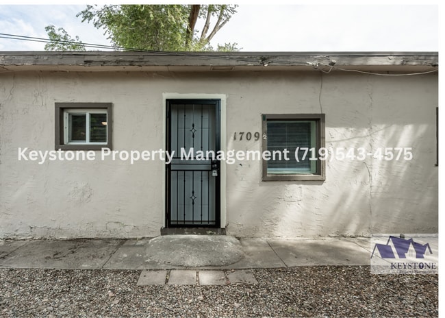 Building Photo - 1709 Belmont Ave Unit 1709 1/2